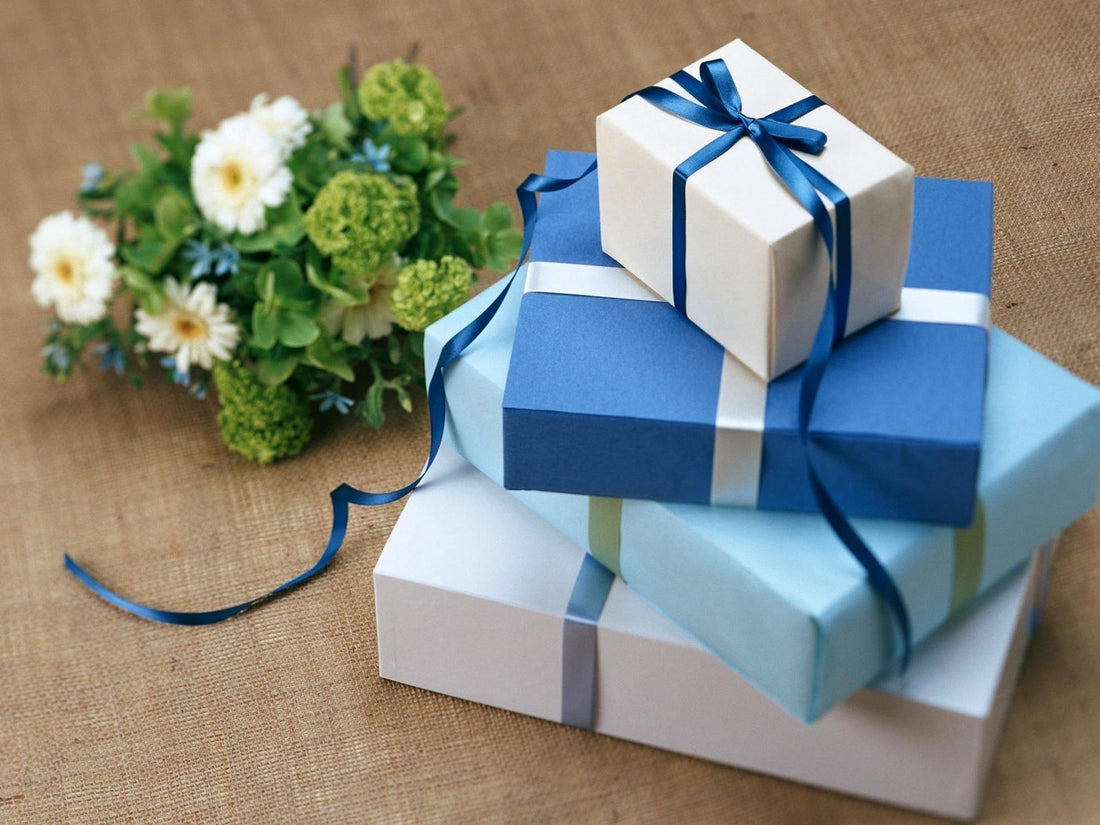 7 Sustainable Gifts for Everyone